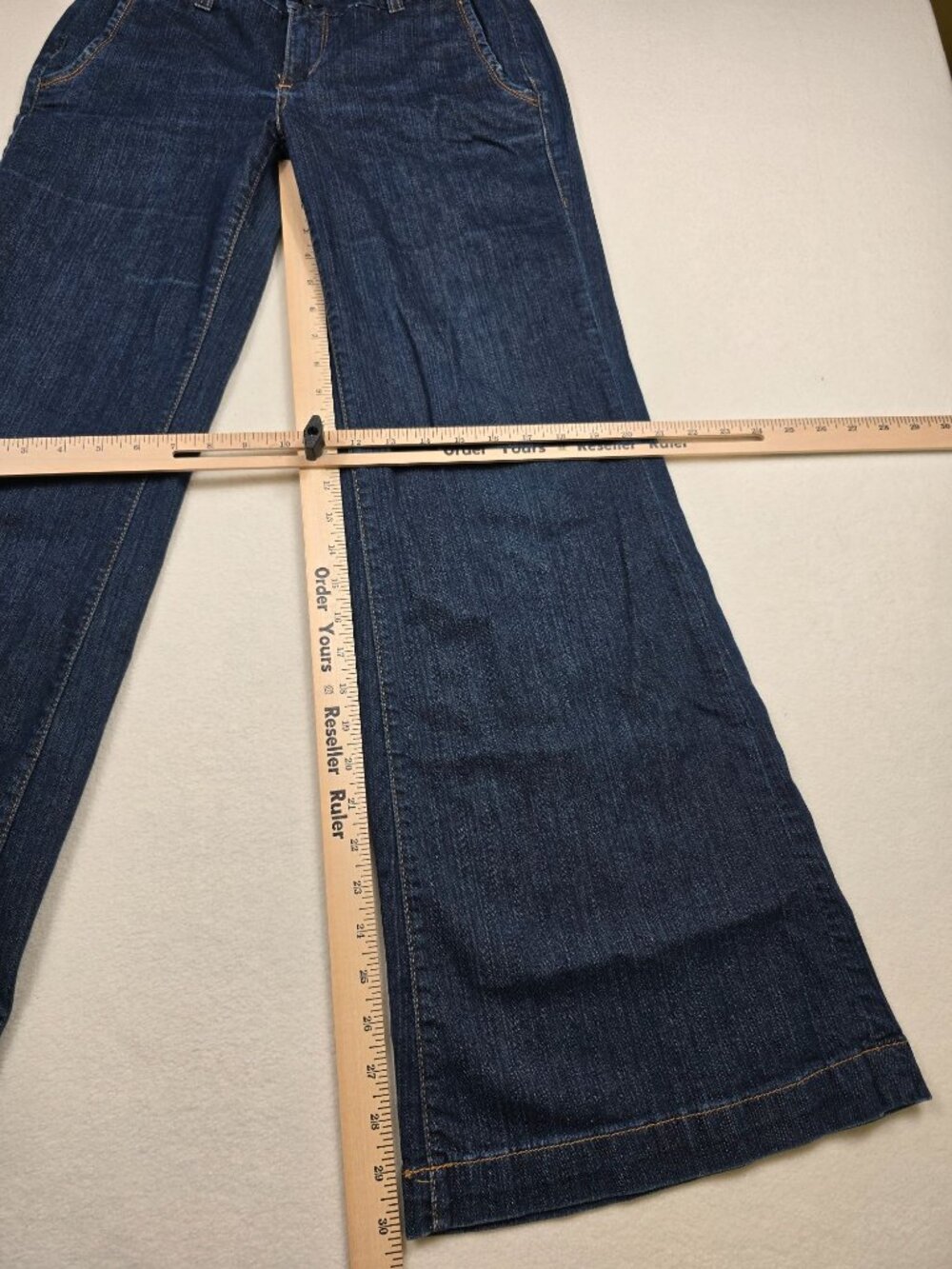 Fossil Womens Flare Leg Denim Jeans Size 29 98% Cotton Dark Wash - Picture 6 of 6